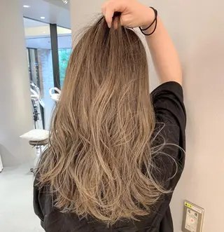 ロング カラー box mico. mutsumiのヘアスタイル