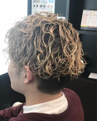 パーマ メンズ 佐伯 凌太郎のヘアスタイル
