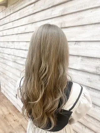 カラー plaatje 橋本店所属・plaatje🌿 moeのヘアスタイル