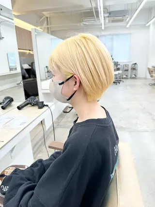 ショート カラー 🌈ディレクター🌈 徳松優希のヘアスタイル