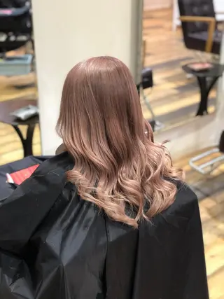 セミロング カラー 佐々木 好乃のヘアスタイル