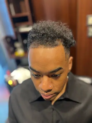 ショート メンズ ヒロ銀座ヘアーサロン六本木店所属・宮崎 陽樹のヘアスタイル