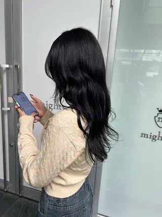 セミロング 栄　mighty by H所属・田中 蘭菜のヘアスタイル