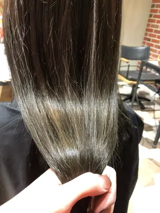 ロング シンタニナオト /梅田茶屋町のヘアスタイル