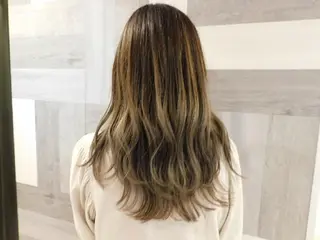 セミロング Lag.銀座 🌺アヤカのヘアスタイル