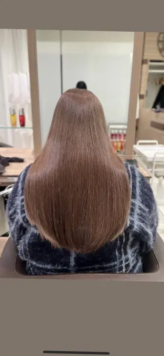 ロング 佐々木 萌のヘアスタイル