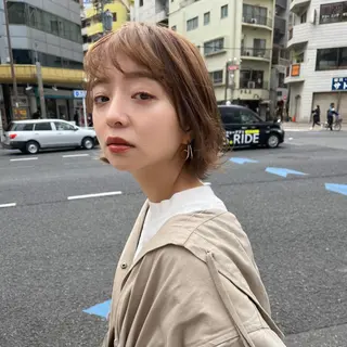 ショート 透明感カラー│ レイヤーヘア中居美樹のヘアスタイル