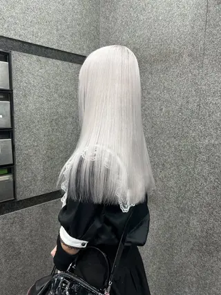 ロング カラー ハイトーンカラー ⭐️NAZUNAのヘアスタイル