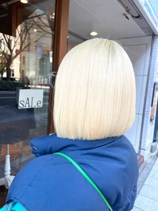 ショート カラー VERONIQUE所属・山本 雅由のヘアスタイル