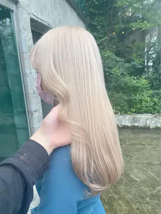 ロング カラー パーマ ヘアアレンジ メンズ キッズ ネイル マツエク・マツパ アイブロウ 🐺ウルフ×ハイトー ン🖤Yukinoのヘアスタイル