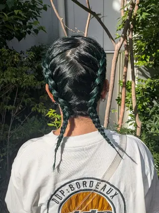 ミディアム カラー fuwat所属・秋葉原でカラーする なら🐉ちぇーたんのヘアスタイル