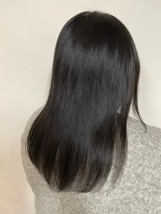 ミディアム 【アクイール】やまだ みなのヘアスタイル