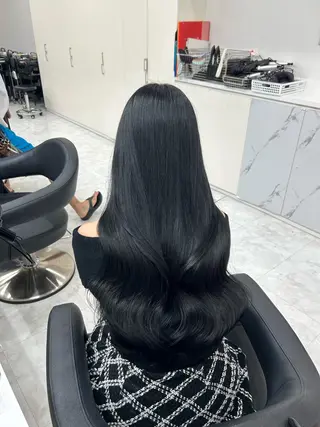 ロング 透けるやわらか艶髪♡ ナチュラルストレートのヘアスタイル