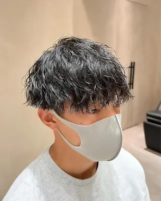 ショート パーマ メンズ 波巻きスパイラルパー マ/シャドウパーマ駿のヘアスタイル