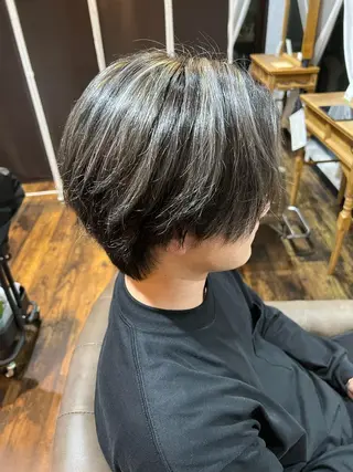 カラー 松永 かずきのヘアスタイル