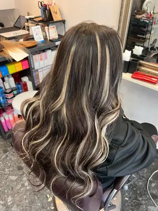 ロング 24twenty four所属・24 twentyfourのヘアスタイル