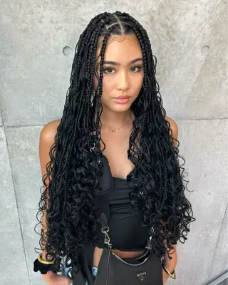 ロング ヘアアレンジ 濱田 春瑠のヘアスタイル