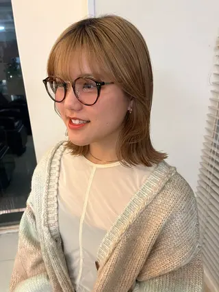 ミディアム kchiara所属・yura /レイヤーカットのヘアスタイル