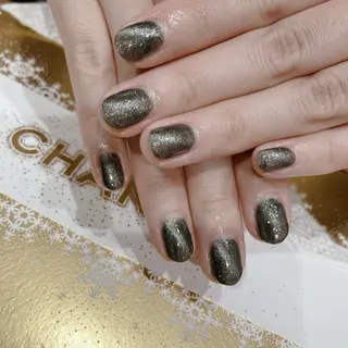 ネイル RE'COMPENSE所属・れこん ぱんすのネイルデザイン