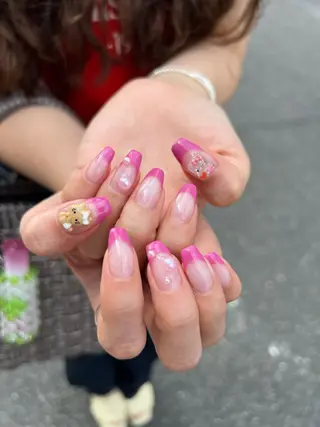 ネイル diem. ✴︎chikaのネイルデザイン