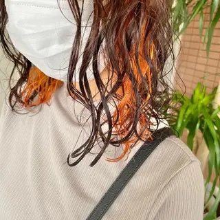 セミロング yossy/髪質改善 /ダブルカラーのヘアスタイル