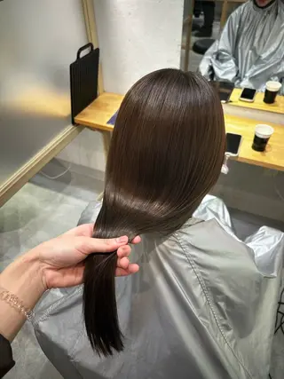 ロング JOS所属・上野ハイトーン/デ ザイン✂︎touiのヘアスタイル