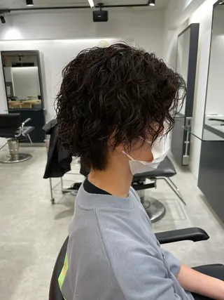 パーマ is by fifth所属・fifth 山中達也のヘアスタイル