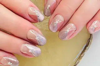 ネイル ママリンド　志村坂上店所属・しみ えんのネイルデザイン