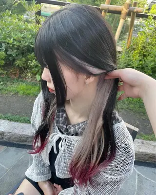 カラー 🍭ハイトーン/ レイヤーカット🦄のヘアスタイル