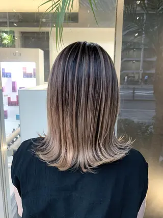 ミディアム レイヤー×縮毛矯正 深見 拓のヘアスタイル