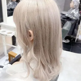 セミロング カラー Days 透明感カラーのヘアスタイル