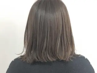 ミディアム カラー パーマ ヘアアレンジ ネイル マツエク・マツパ 川野 彩海のヘアスタイル