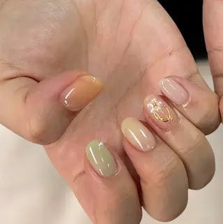 ネイル アトリエ　ミモザ所属・いまむら あかりのネイルデザイン