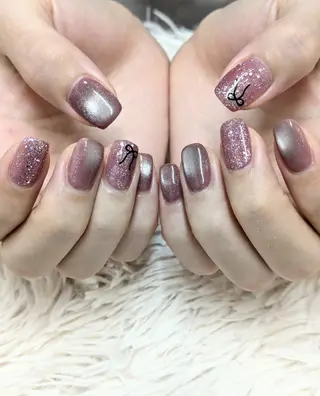 ネイル 會田 瑠衣のネイルデザイン