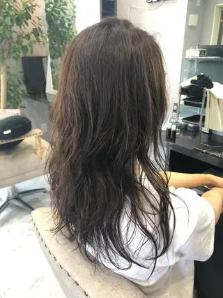 セミロング パーマ FAVORE 【ファヴォーレ】のヘアスタイル