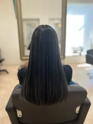 ロング 小泉 加那のヘアスタイル