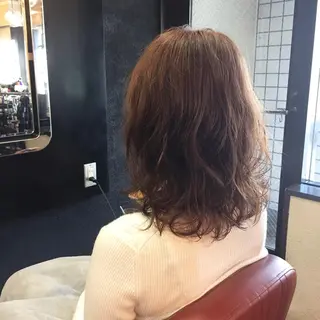セミロング パーマ 356所属・髪質改善/艶髪/ 木山ゆかりのヘアスタイル