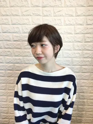 ショート カラー ヘアアレンジ 🌿‬ ܸAir 透明感🌱西村知佳のヘアスタイル