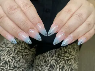 ネイル J&C Nail Salon吉祥寺所属・YU KIのネイルデザイン