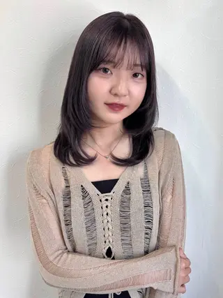 ミディアム カラー annuy ayanaのヘアスタイル