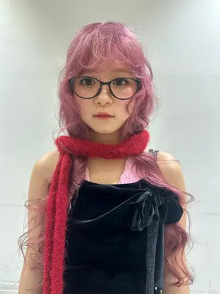 ロング カラー 🍓ケアブリーチ× レイヤーカット🍓のヘアスタイル