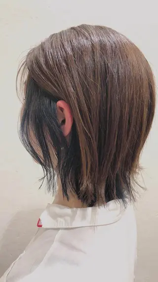 ショート カラー 樋渡 侑希のヘアスタイル
