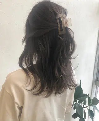 セミロング カラー nakahara madokaのヘアスタイル
