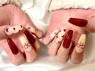 ネイル ダン ゴーゴックビックのネイルデザイン