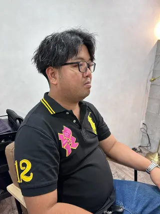ショート パーマ メンズ 垂門 真吾のヘアスタイル