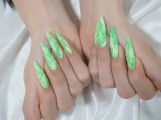 ネイル 中江 彩芽のネイルデザイン