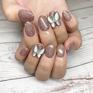 ネイル Crystal Nailのネイルデザイン
