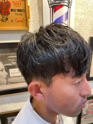 ミディアム ヒロ銀座大阪店 💈ナオヤ💈のヘアスタイル