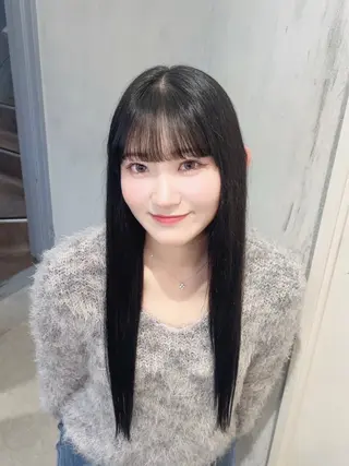 ロング カラー 아이리（アイリ）‪ 透明感カラーのヘアスタイル