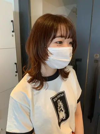 ミディアム カラー パーマ ヘアアレンジ メンズ キッズ ネイル マツエク・マツパ SALOWIN梅田茶屋町店所属・ウルフレイヤーカット /チヒロのヘアスタイル